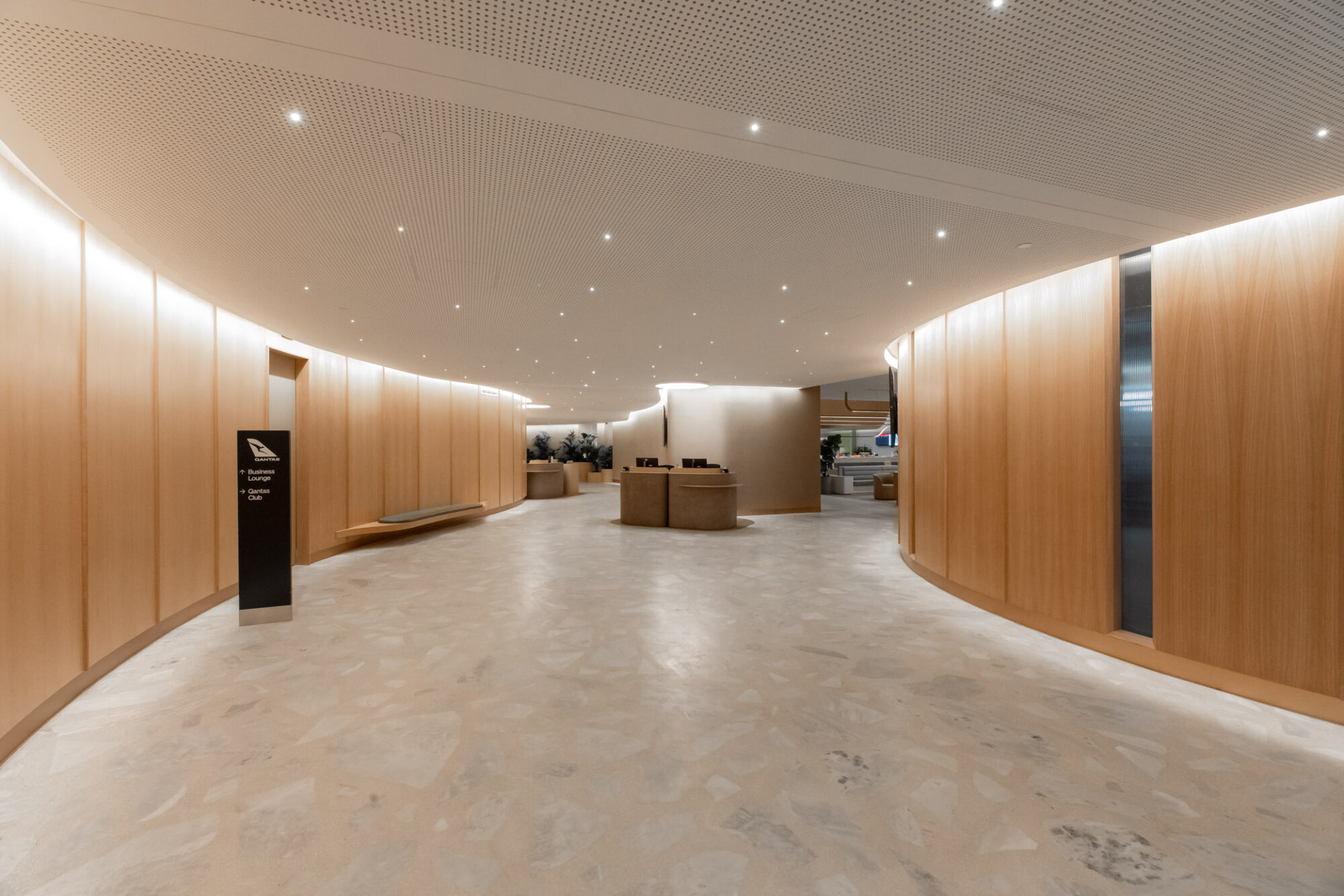 Architectural Lighting for a Premium Lounge Experience